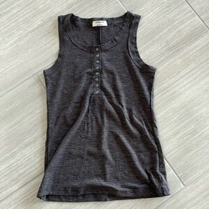 Zenana tank top NWOT